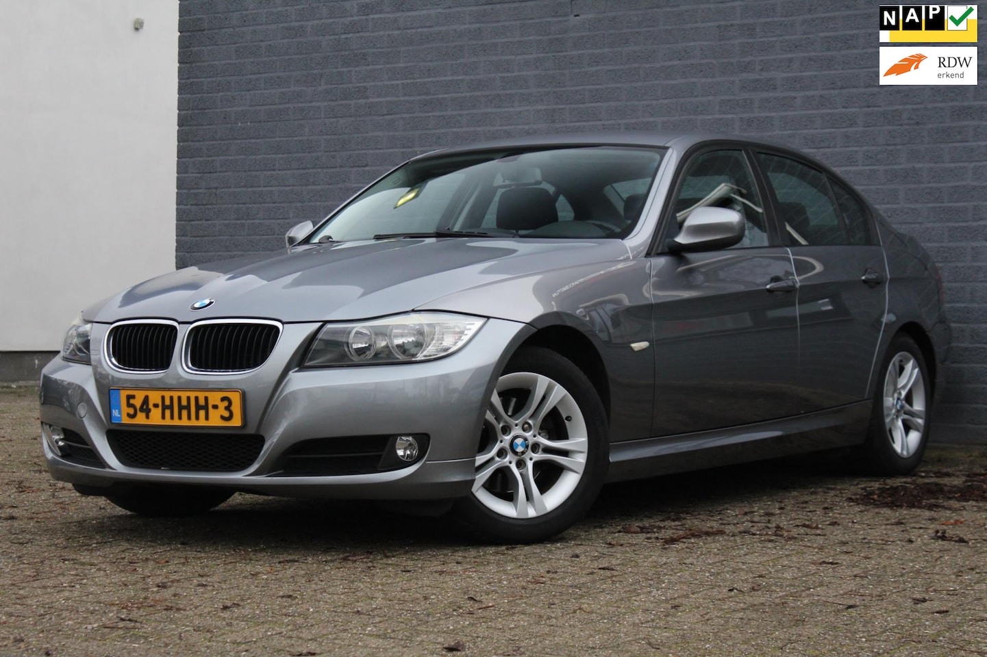 BMW 3-serie - 316i Business Line VASTE PRIJS! HANDEL OF EXPORT - AutoWereld.nl