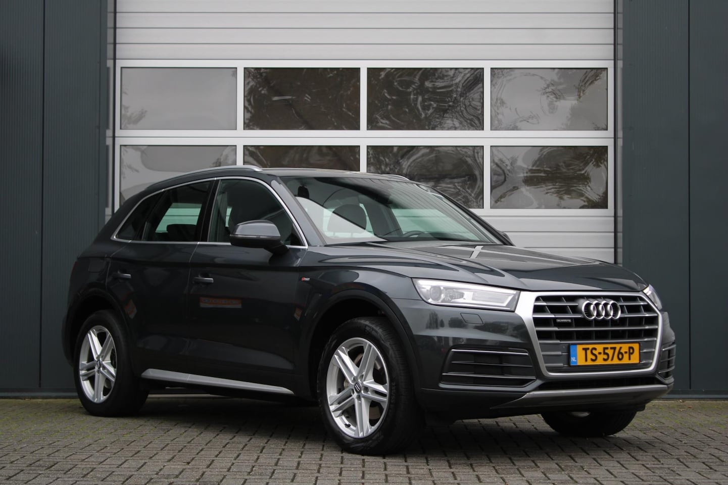 Audi Q5 - 2.0 TFSI quattro Sport 252pk S-Line Clima/Cruise/Bluetooth/Xenon/Sportstoelen/PDC/Stoelver - AutoWereld.nl