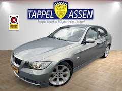 BMW 3-serie - 320i AUTOMAAT 150PK / Gereserveerd