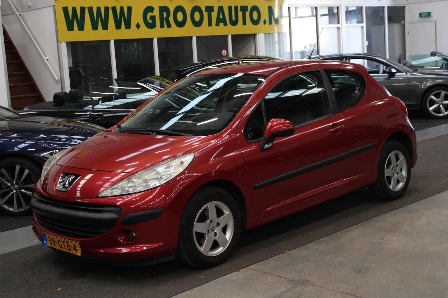 Peugeot 207 - 1.4 Color-line Airco, Isofix, Stuurberkachtiging - AutoWereld.nl