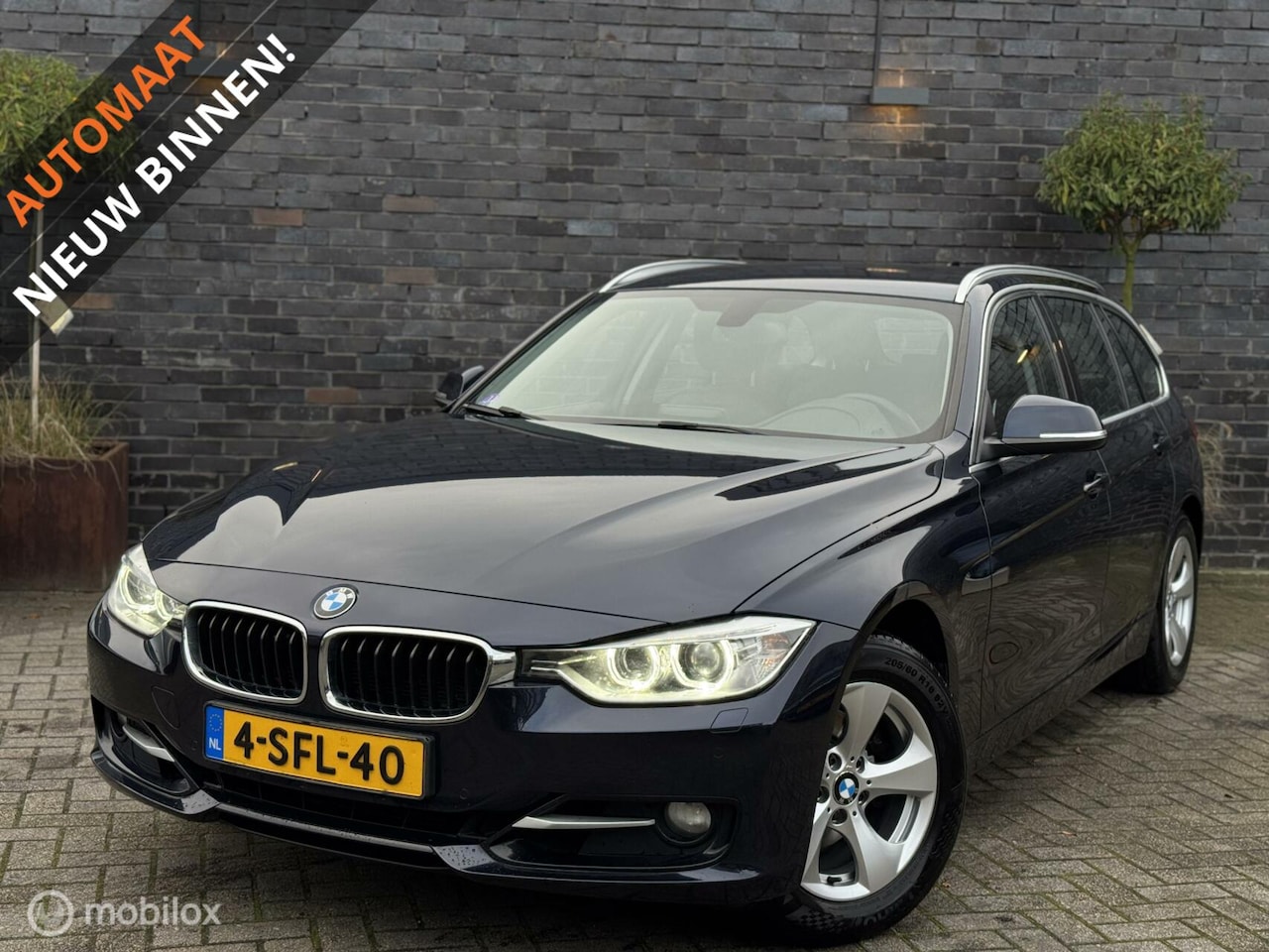 BMW 3-serie Touring - 320i Executive Sport -LEDER- *INRUIL MOGELIJK* - AutoWereld.nl