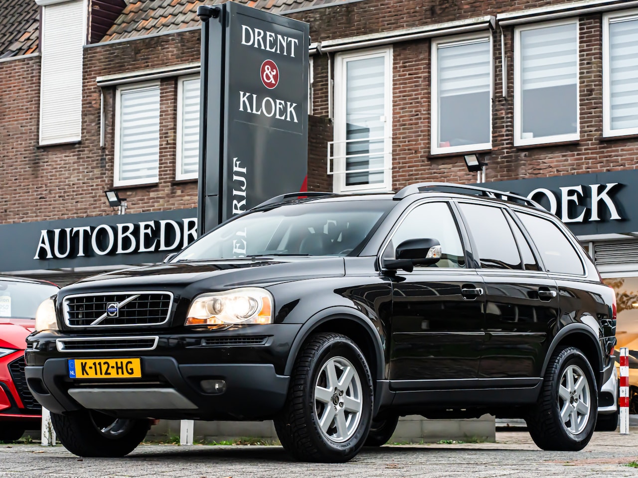 Volvo XC90 - 3.2 Momentum 7 PERSOONS YOUNGTIMER PANO CAMERA APPLE CARPLAY BLIS ELEK STOEL - AutoWereld.nl