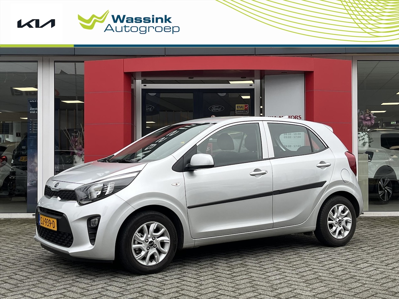 Kia Picanto - 1.0 MPi 67pk 4-zits ComfortPlusLine Navigator Airconditioning | Navigatie | Bluetooth | - AutoWereld.nl