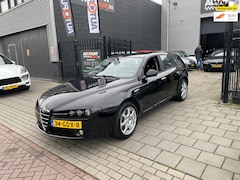 Alfa Romeo 159 Sportwagon - 1.8 mpi Business 3e Eig Trekhaak Airco NAP APK