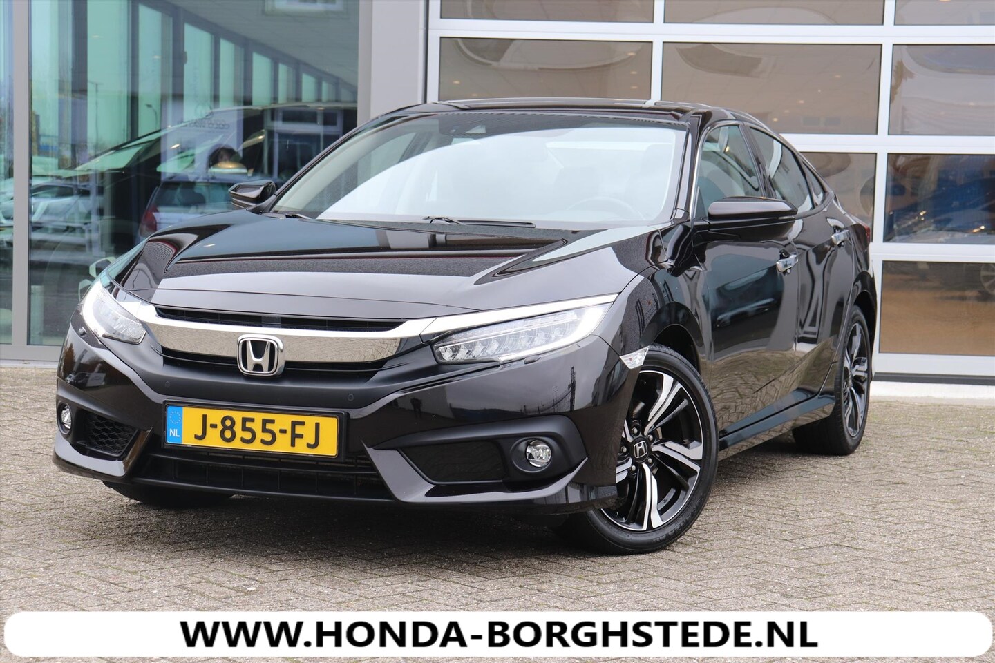 Honda Civic - 1.5 i-VTEC 182pk CVT 4D Executive - AutoWereld.nl