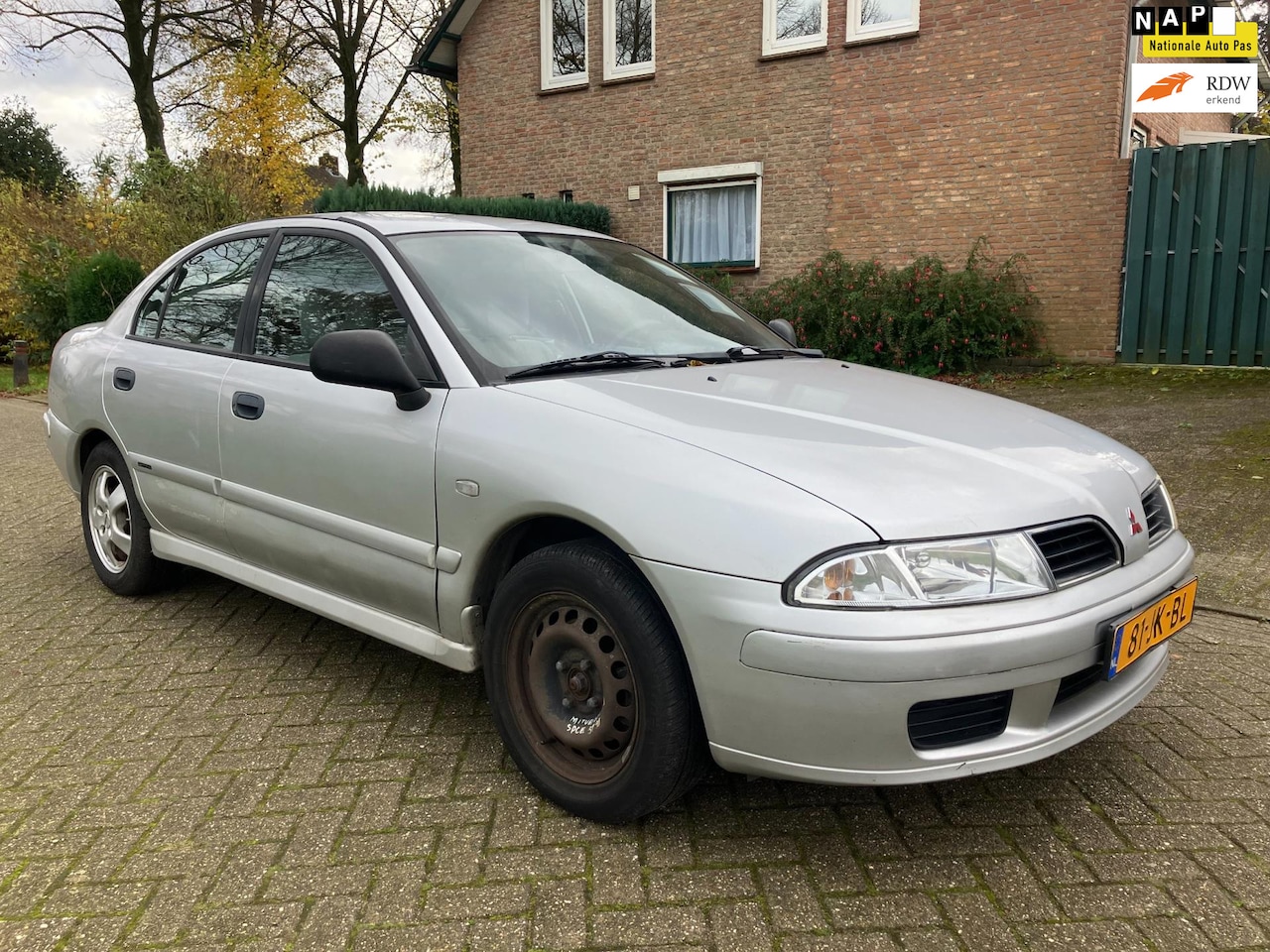 Mitsubishi Carisma - 1.6 EXE met Airco en Trekhaak! - AutoWereld.nl