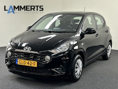 Hyundai i10 - 1.0 Comfort Advanced MPI Climate en Cruise Control / Apple Carplay / Navi / Camera / Stoel