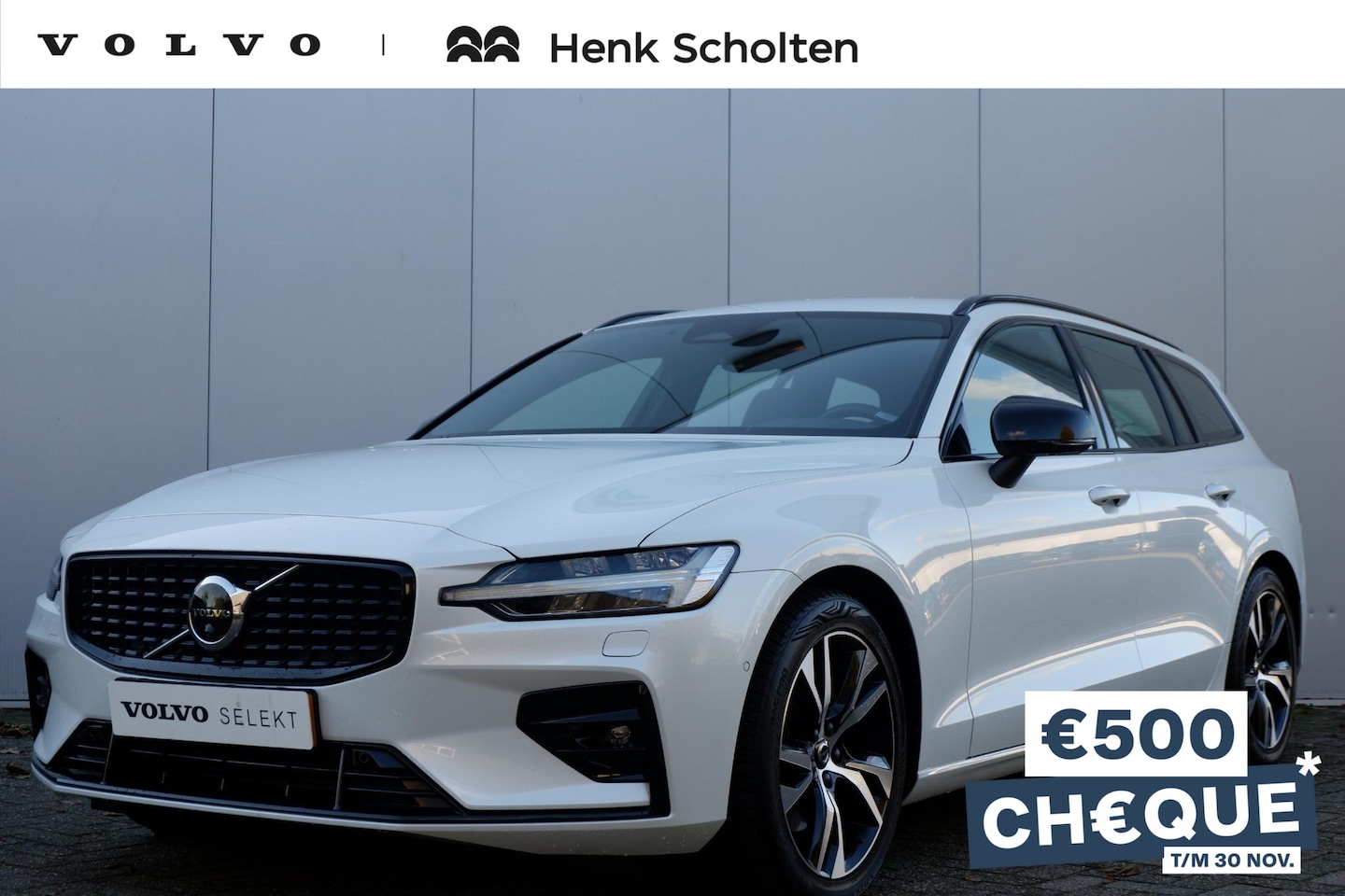 Volvo V60 - B3 AUT7 163PK Plus Dark, Harman Kardon Audio, 360 Graden Camera, Verwarmbare Voorstoelen, - AutoWereld.nl