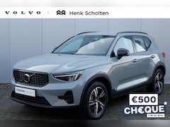 Volvo XC40 - B4 AUT7 198PK Plus Dark, *Verwacht In December* Verwarmbare Voorruit, Achteruitrijcamera,