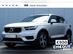 Volvo XC40 - T4 AUT8 190PK Momentum, Park assist voor & achter met camera, DAB+ radio, Sensus Full map