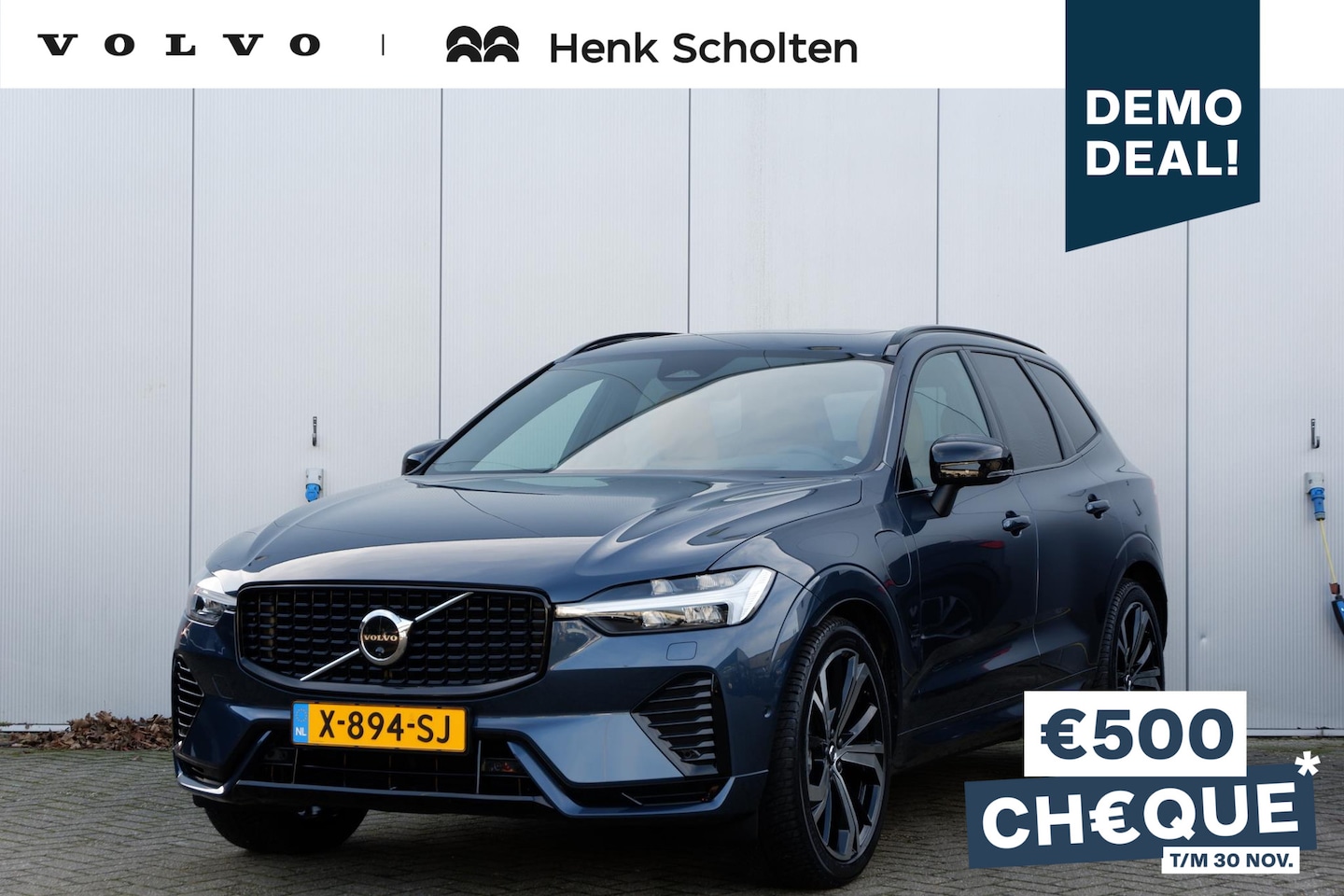 Volvo XC60 - Recharge T6 AWD AUT8 350PK Ultimate Dark, Elektrisch bedienbaar glazen panoramisch schuif- - AutoWereld.nl