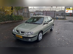 Renault Mégane - 1.6-16V Dynamique