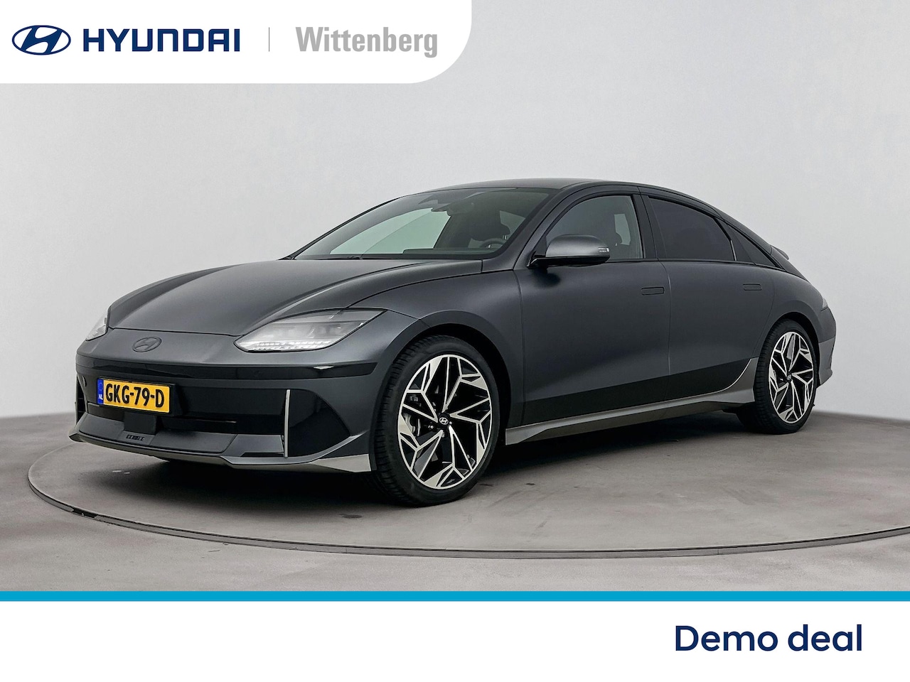 Hyundai IONIQ 6 - Connect 77 kWh | 20" Lm-wielen | Zwarte logo's | Trekhaak | Trekgewicht 1500kg | - AutoWereld.nl