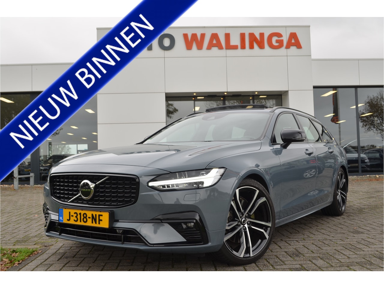 Volvo V90 - 2.0 B5 R-Design Nieuwste Model. Pano | Trekhaak wegklapb | 2x Memory stoel | Stuur + Stoel - AutoWereld.nl