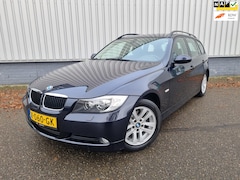 BMW 3-serie Touring - 318i Executive | Airco | Cruise | PDC |