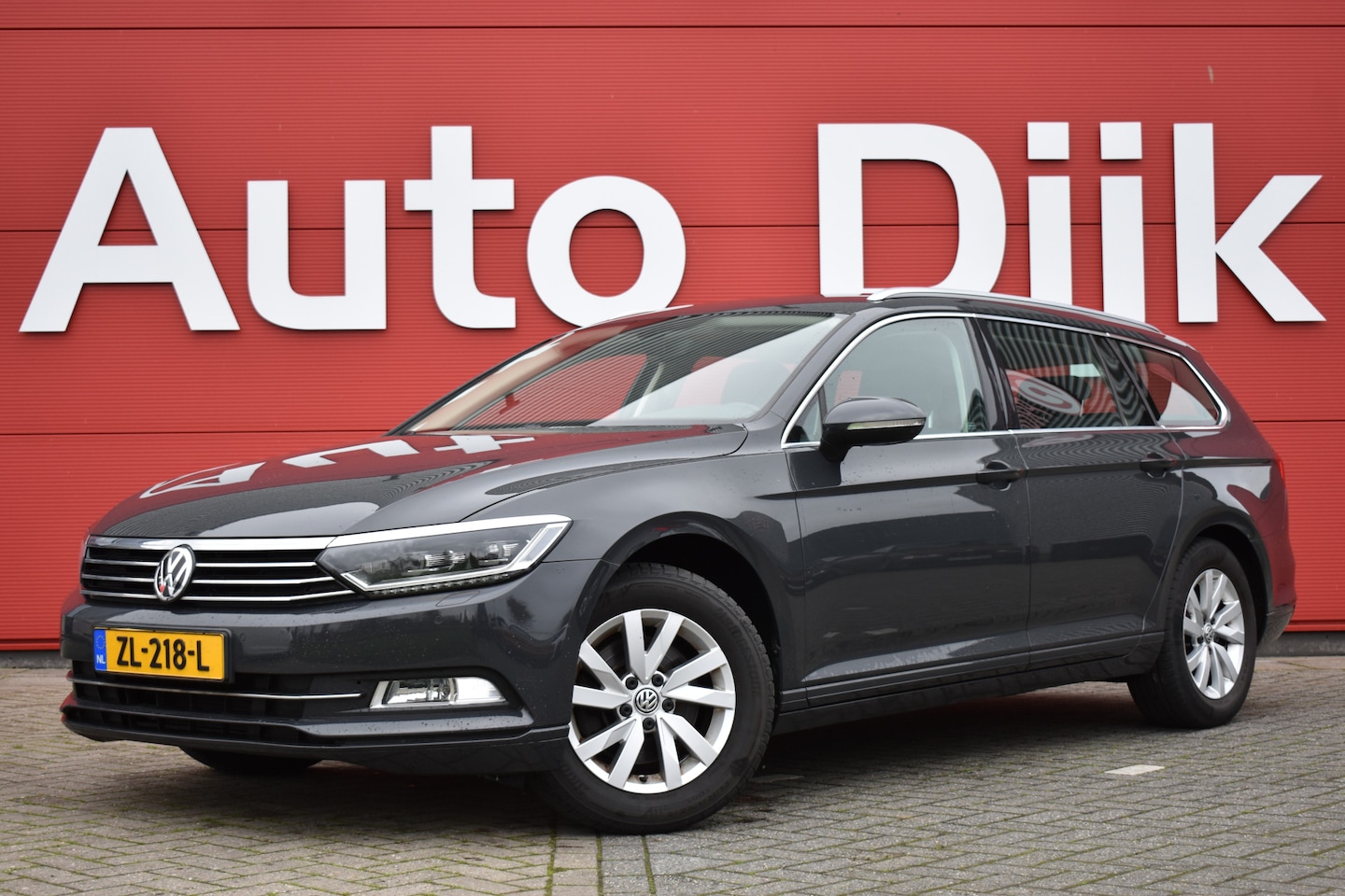 Volkswagen Passat Variant - 1.5 TSI Comfortline Business DSG | LED | Carplay | Adapt. Cruise | Keyless | Navi | Clima - AutoWereld.nl