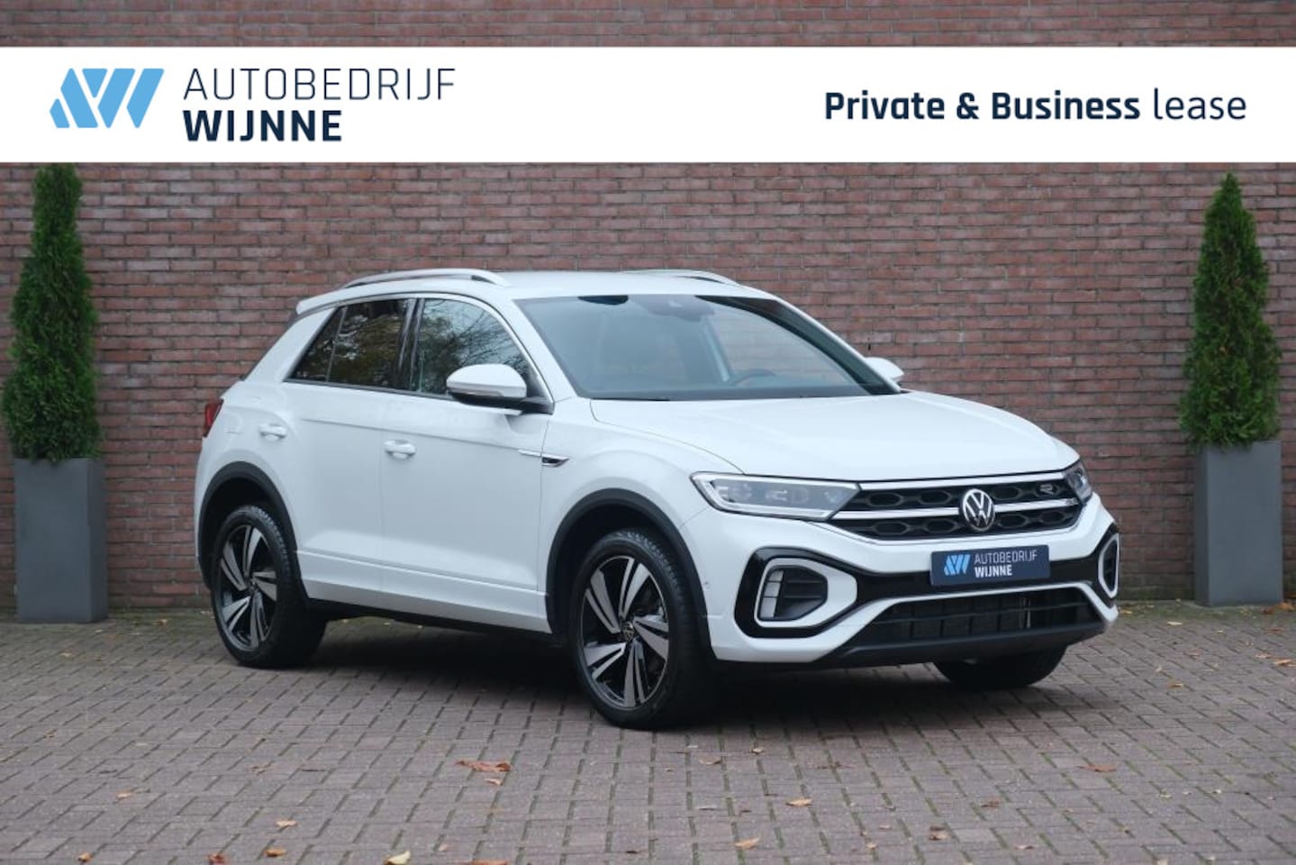 Volkswagen T-Roc - 1.5 TSi 150pk DSG R-Line Business | App Connect | Matrix LED | Adaptive Cruise | Elektrisc - AutoWereld.nl