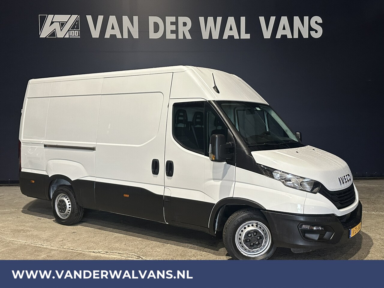 Iveco Daily - 35S14 136pk 3500kg Trekvermogen L2H2 Euro6 Airco | Camera | Cruisecontrol Bijrijdersbank - AutoWereld.nl