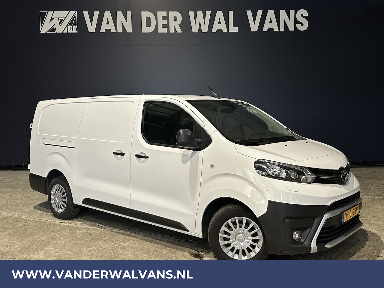 Toyota ProAce - 2.0 D-4D 123pk L3H1 XL Euro6 Airco | Camera | 2500kg Trekhaak | Apple Carplay | Cruisecont - AutoWereld.nl