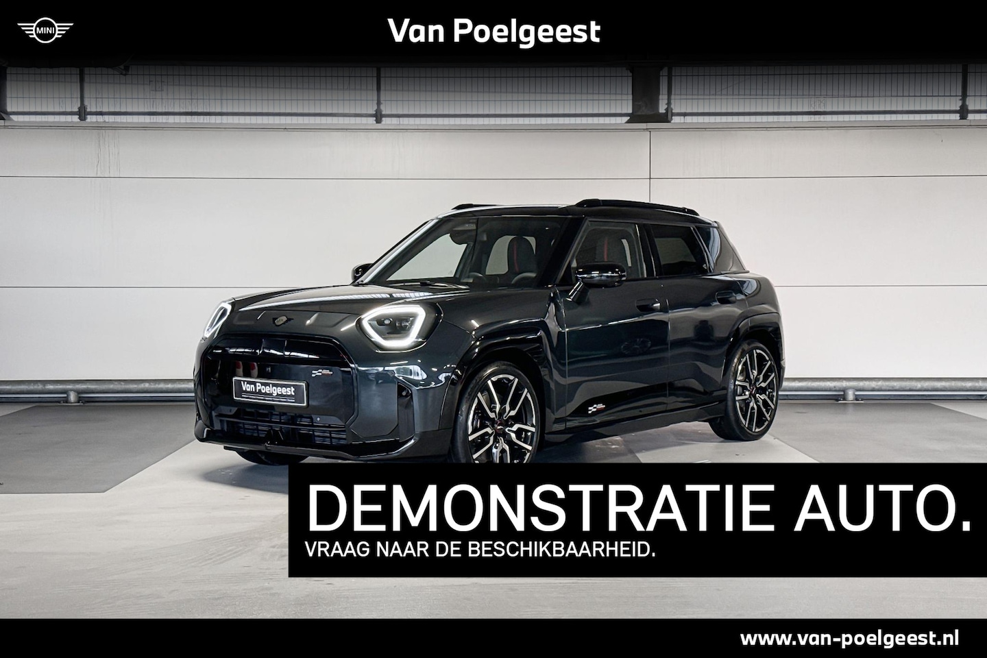 MINI Mini-Electric - Aceman SE John Cooper Works 54.2 kWh | Pakket XL | Dak en spiegelkappen in Jetblack - AutoWereld.nl