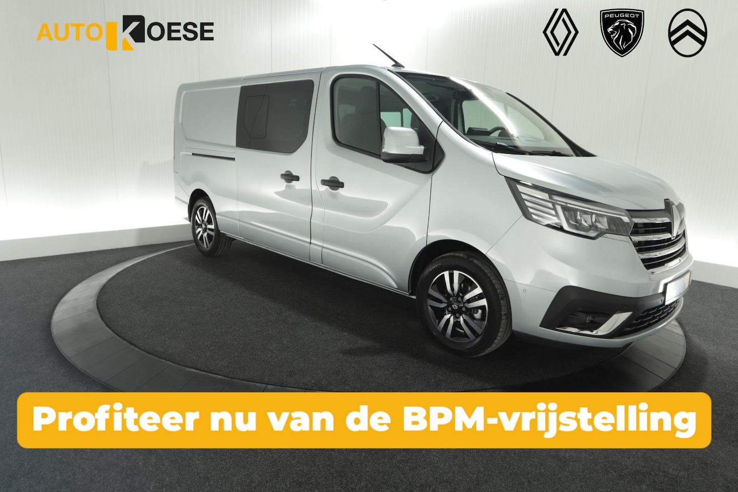 Renault Trafic - 2.0 Blue dCi EDC 170 T29 L2H1 Extra DC | Direct Leverbaar | Camera | Navigatie | Climate C - AutoWereld.nl