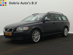 Volvo V50 - 1.8 Sport / Airco-auto / Trekhaak / Lmv 17" / Cruise-ctr. / Parkdistance / Bluetooth / Apk