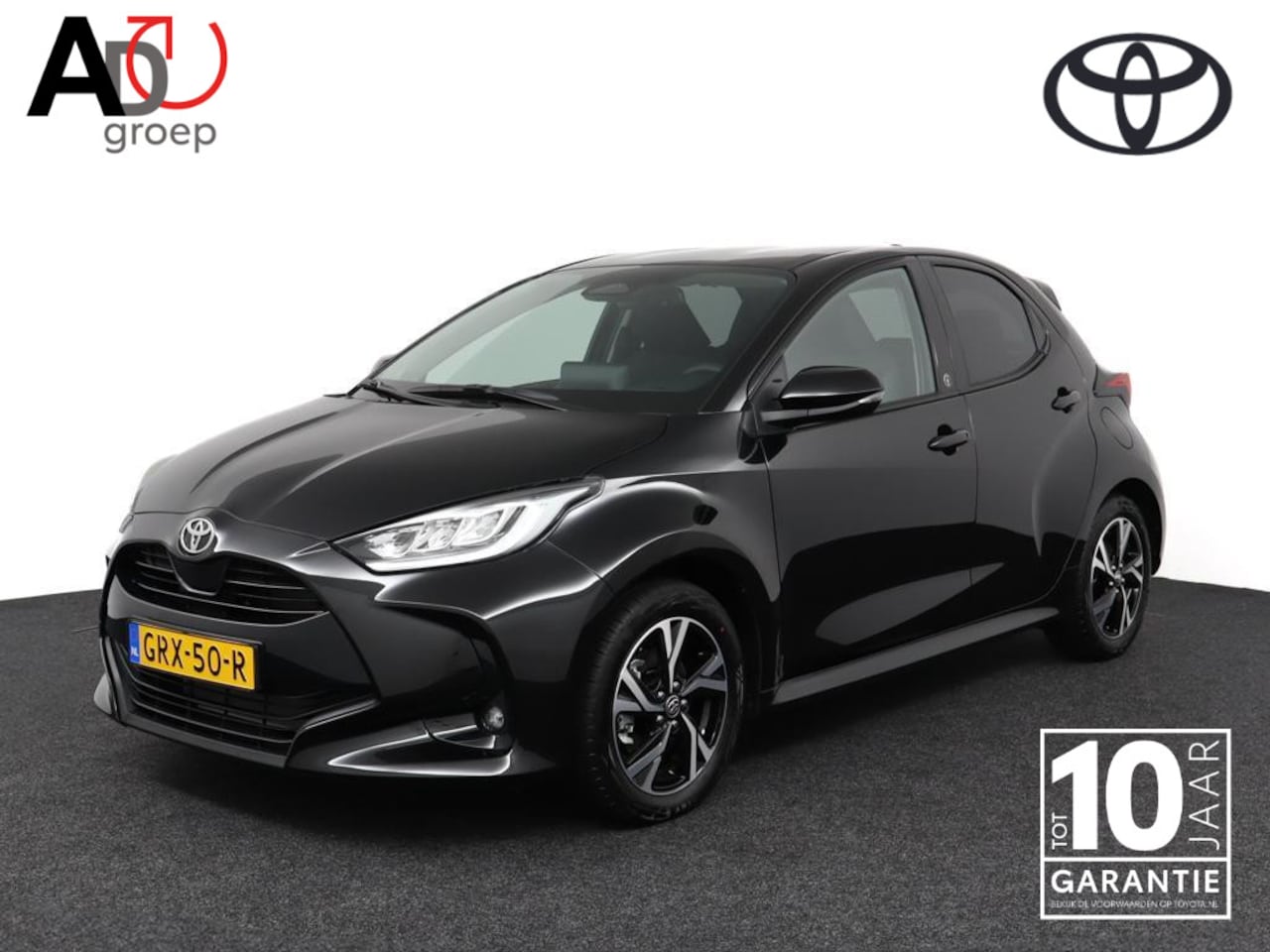 Toyota Yaris - 1.5 Hybrid 115 First Edition | Winterpakket | Apple Carplay | Android Auto | Draadloze tel - AutoWereld.nl