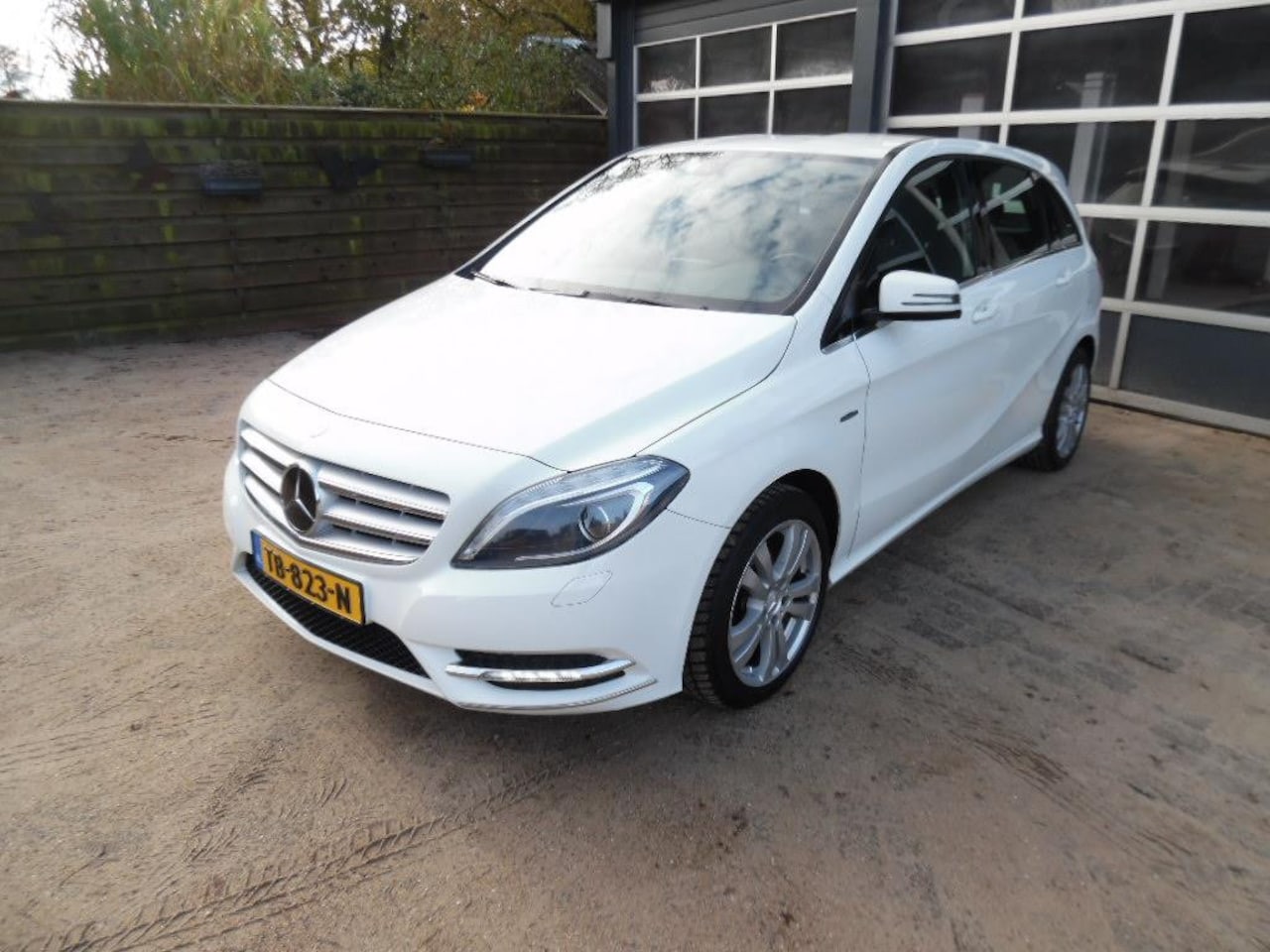 Mercedes-Benz B-klasse - 180 Ambition 180 Ambition - AutoWereld.nl