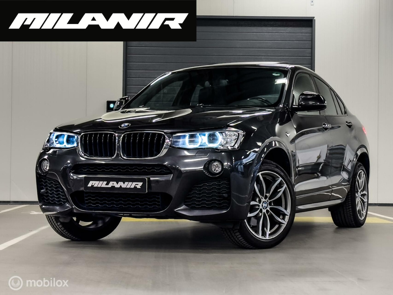 BMW X4 - xDrive20i M-Sport Pakket | Pano | NL Auto | Keyless - AutoWereld.nl