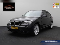 BMW X1 - xDrive20i Executive 2014 | M Pakket | Dealer Onderhouden | Xenon | Cruise Control | Achter