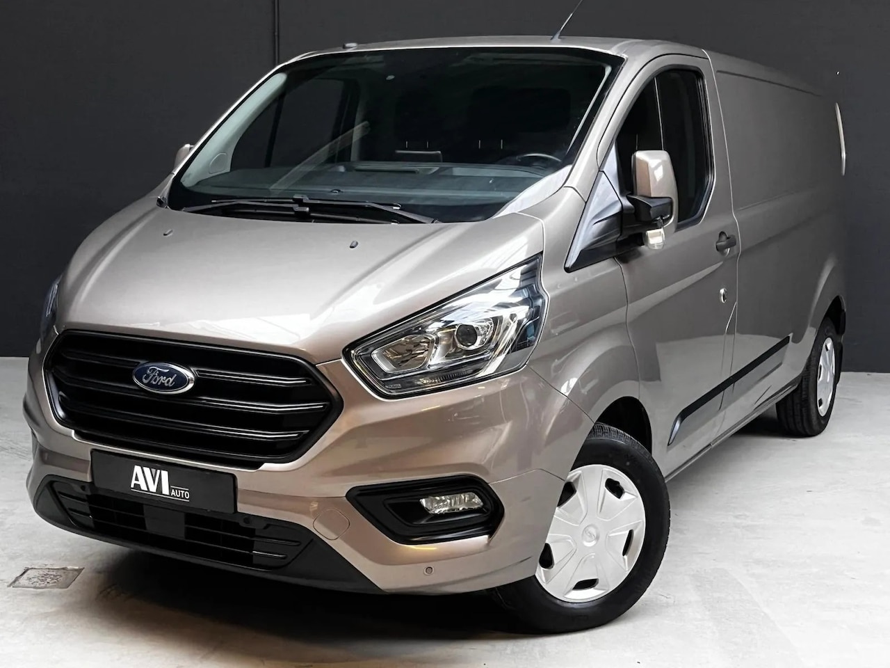 Ford Transit Custom - 320 2.0 TDCI L2H1 Trend 1e Eigenaar - AutoWereld.nl