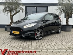 Ford Fiesta - 1.6 ST2 Recaro Sportstoelen Navi Camera Stoelverwarming