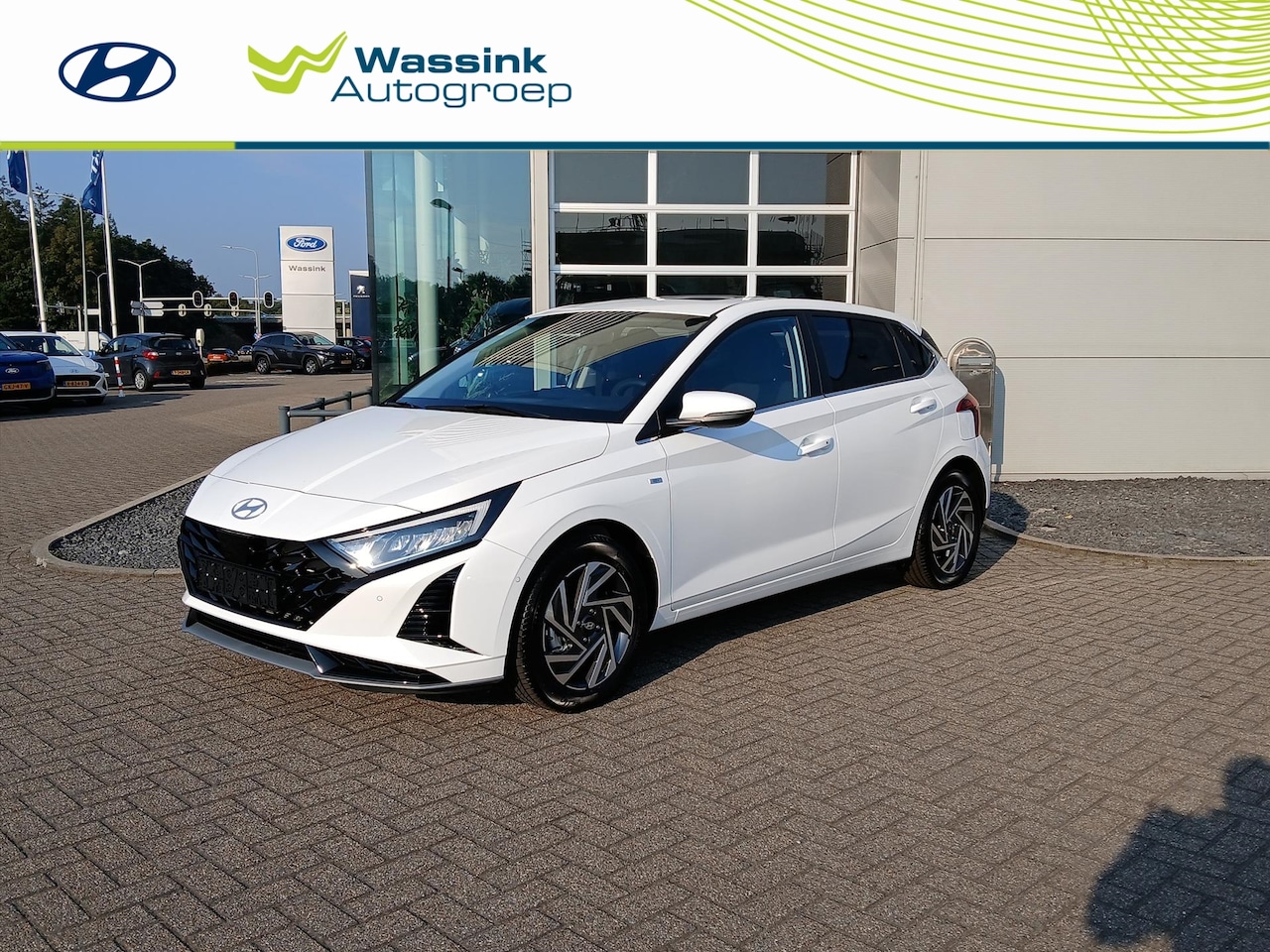 Hyundai i20 - 1.0 T-GDI 48V MHEV 100pk Premium Sky | DIRECT BESCHIKBAAR! | Schuif-/Kanteldak | PDC Voor - AutoWereld.nl