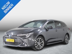 Toyota Corolla Touring Sports - 1.8 Hybrid First Edition Navi PDC Stoelverwarming