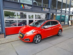 Peugeot 208 - 1.2 110pk 5D Première GT Navi / Blueth .Panoramadak. Sport-interieur All-in prijs + 6 mnd