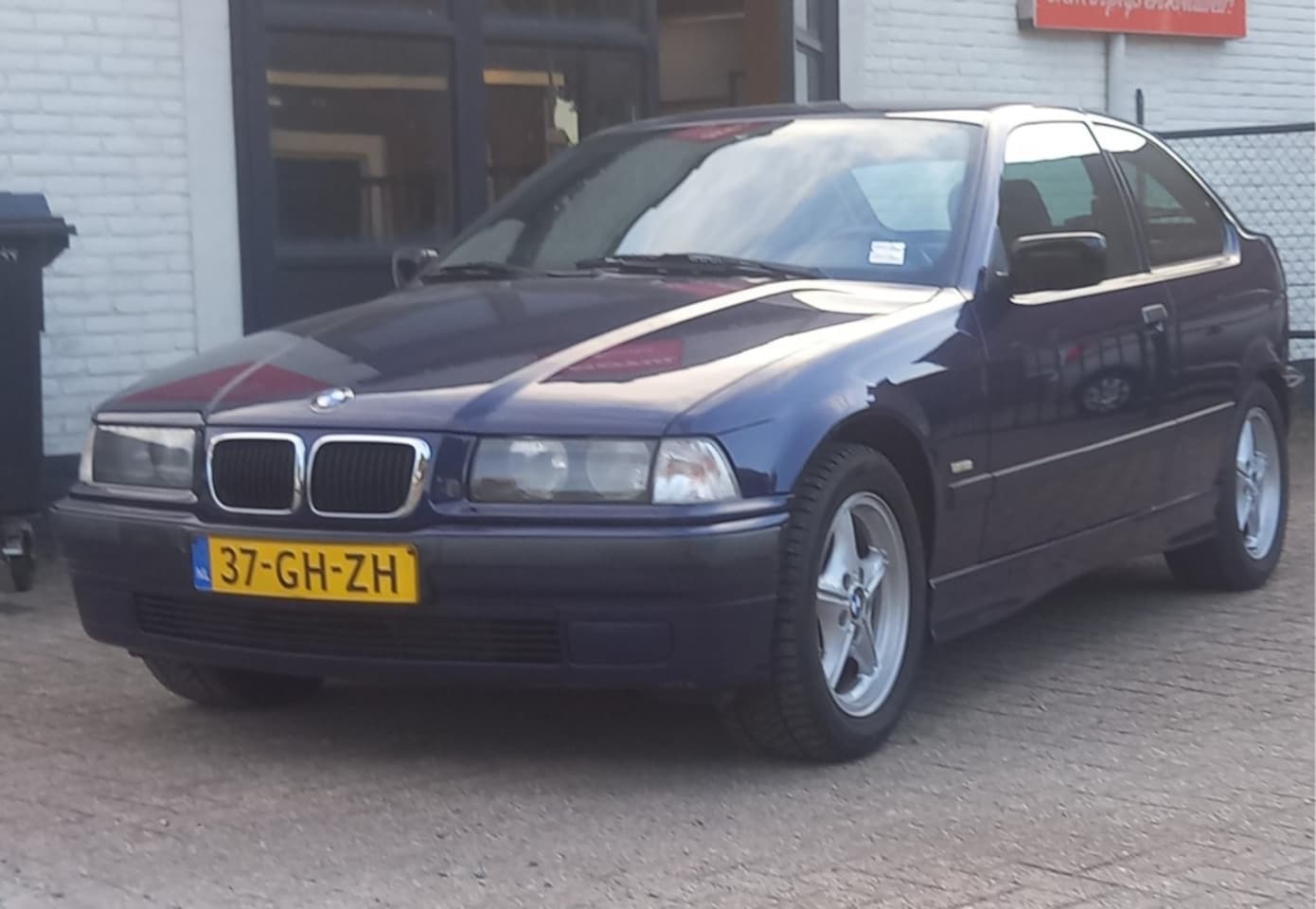 BMW 3-serie Compact - 316i Compact 1.9 160000km, origineel NL - AutoWereld.nl