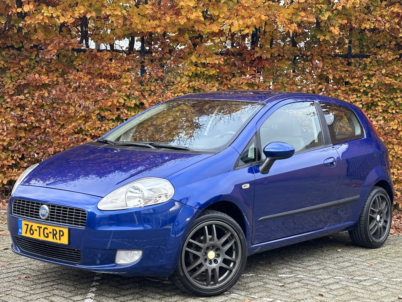 Fiat Grande Punto - 1.4-16V Sport 1.4-16V Sport, 95Pk, 2006, Nieuwe APK, Cruise control, Centrale vergrendeling, Climate con - AutoWereld.nl