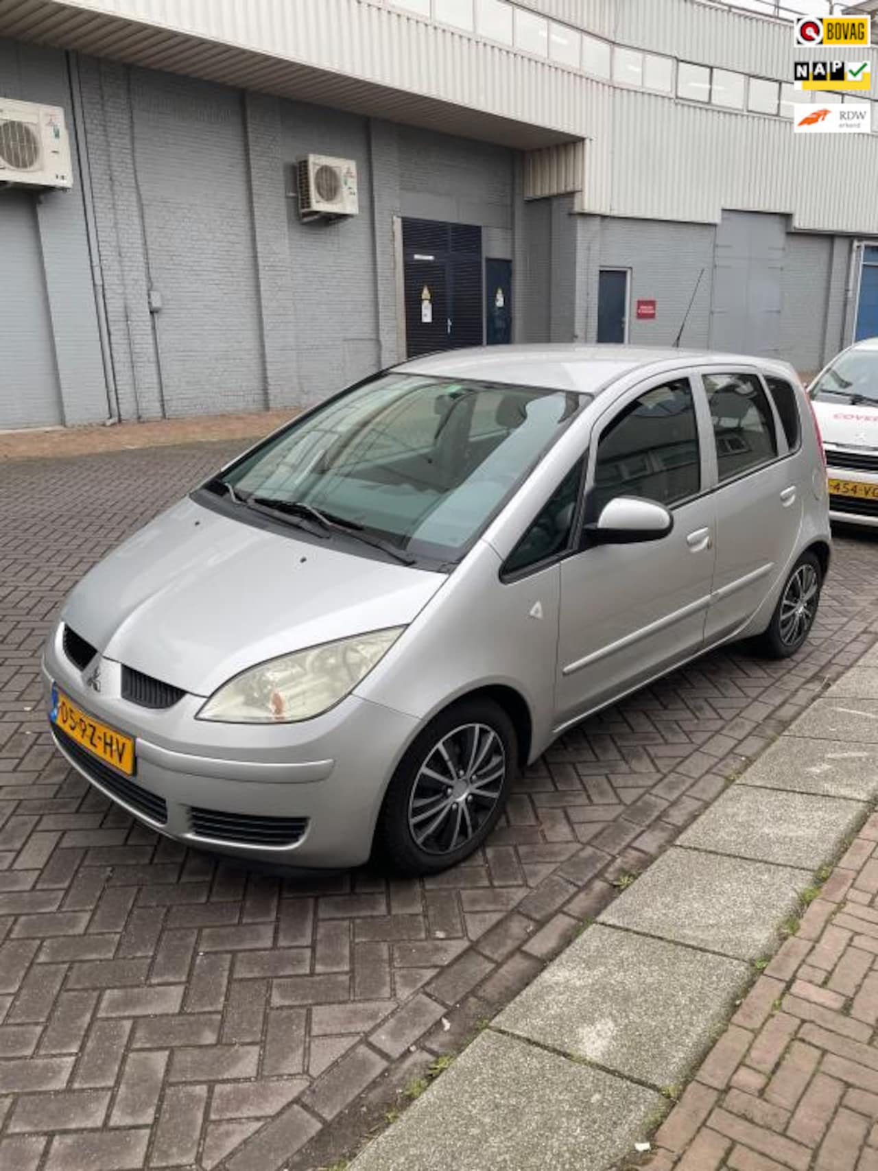 Mitsubishi Colt - 1.1 Inform Cool Pack 1.1 Inform Cool Pack - AutoWereld.nl