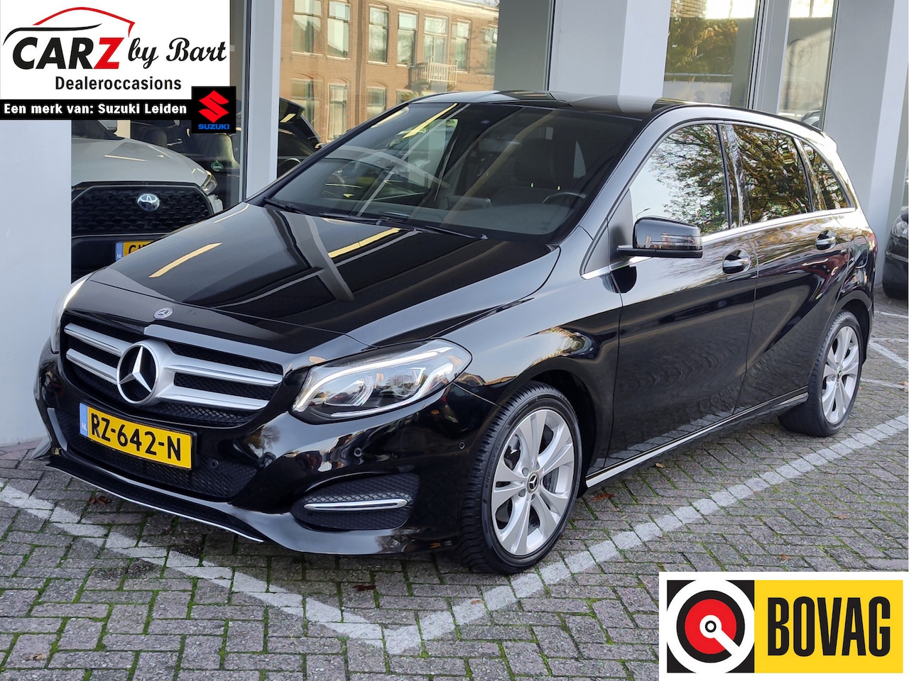 Mercedes-Benz B-klasse - 180 AMBITION AUTOMAAT Navi | Cruise | Trekhaak - AutoWereld.nl