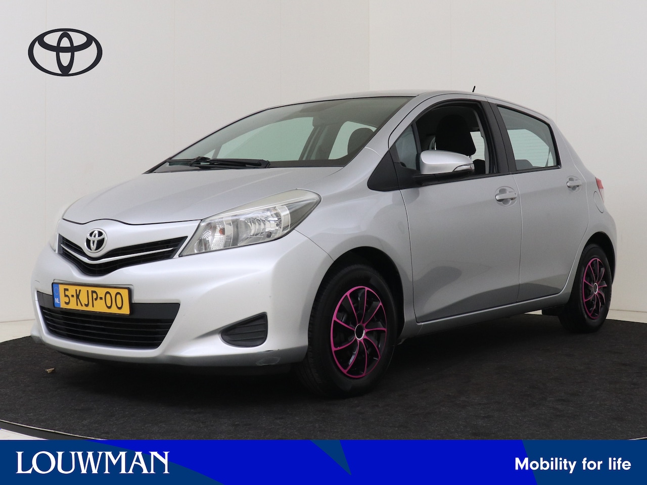 Toyota Yaris - 1.0 VVT-i Aspiration I Climate Control I Camera I 1e Eigenaar I Volledig Dealer Onderhoude - AutoWereld.nl