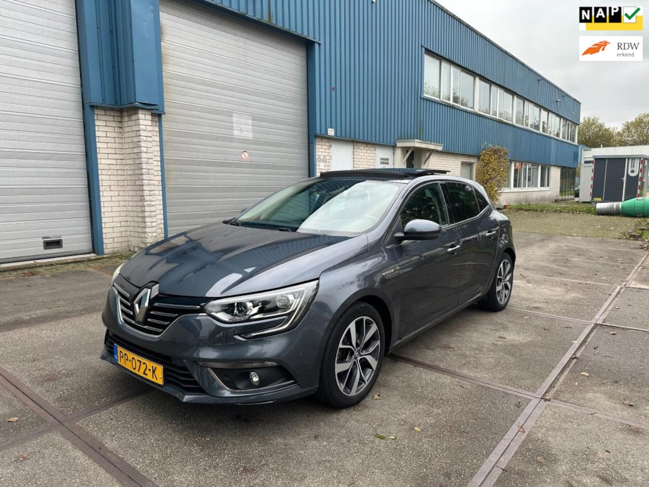 Renault Mégane - 1.2 TCe Bose Pano* Navi*! Camera* 95.000 KM 1e Eigenaar! - AutoWereld.nl