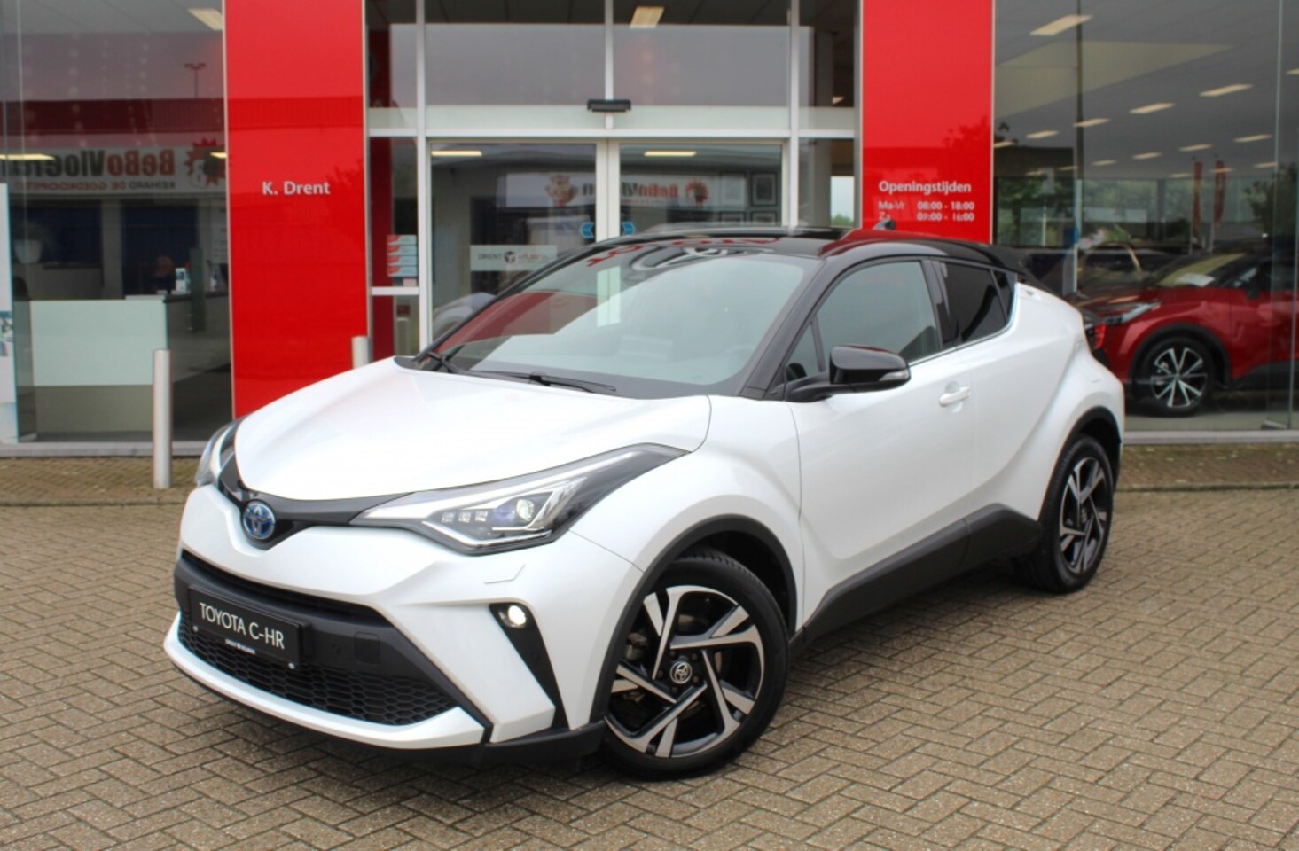 Toyota C-HR - 1.8 Hybrid Style Bi-tone | Premium Pakket | Sensoren v/a | Andro - AutoWereld.nl