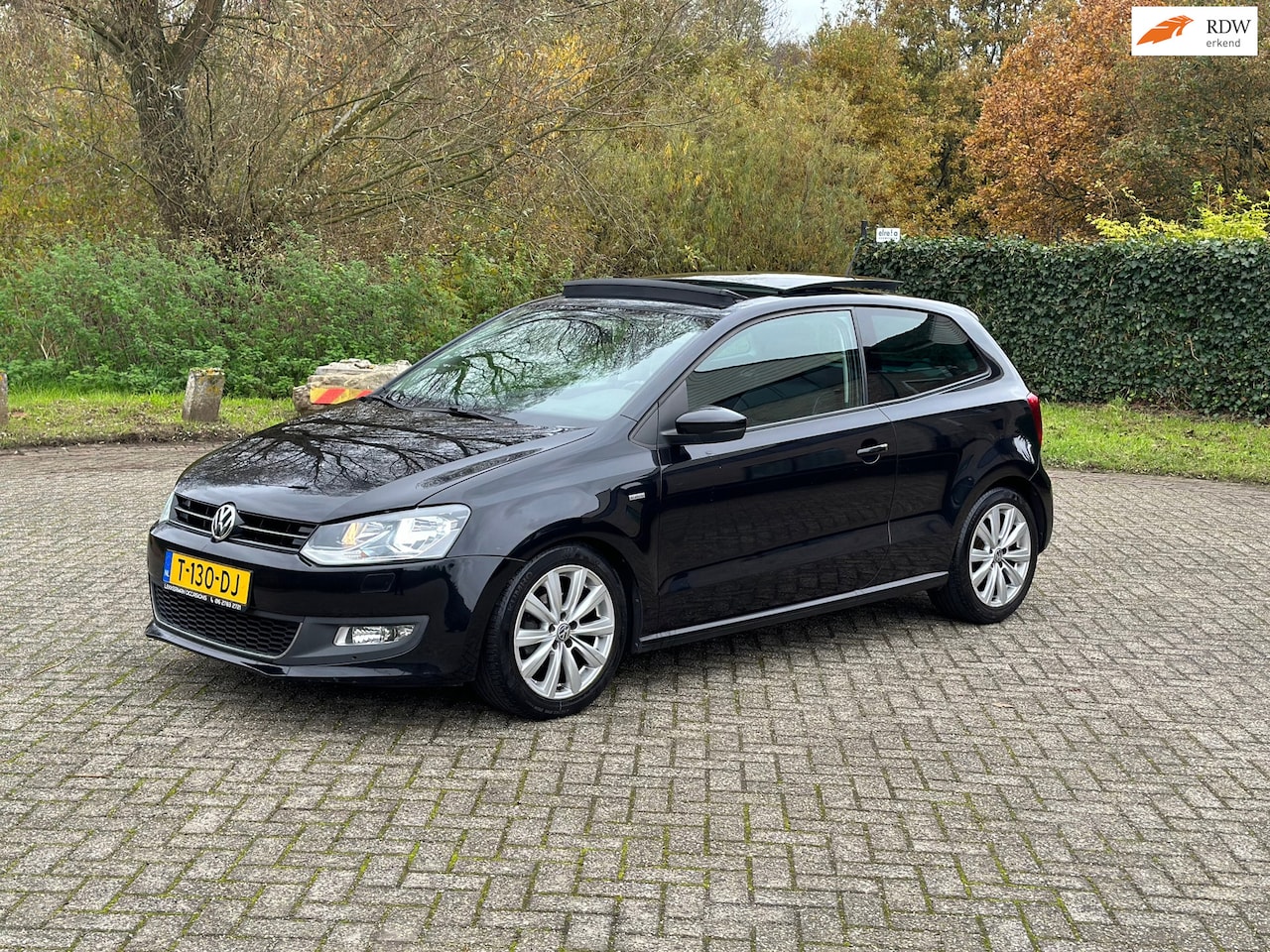 Volkswagen Polo - 1.2 TSI Highline PANO I NWE BANDEN I CARPLAY I CRUISE - AutoWereld.nl