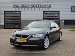 BMW 3-serie - 318i / Navigatie / Clima / Automaat / N.A.P