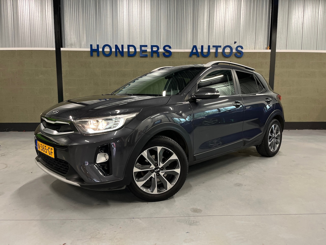 Kia Stonic - 1.4 MPi 100 PK I APPLECARPLAY I TREKHAAK I CRUISE I NAVI I ANDROIDAUTO I 4 CILINDER I ACHT - AutoWereld.nl