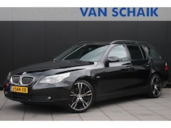 BMW 5-serie Touring - 523i Exe | YOUNGTIMER | AUTOMAAT | PANO | STOELVERWARMING | PDC | AIRCO | CRUISE | TREKHAA