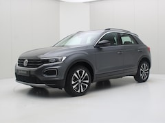 Volkswagen T-Roc - 1.5 TSI 150pk 6-Bak IQ Drive [ TREKHAAK+ACC+CAMERA+CARPLAY+CLIMATE ]