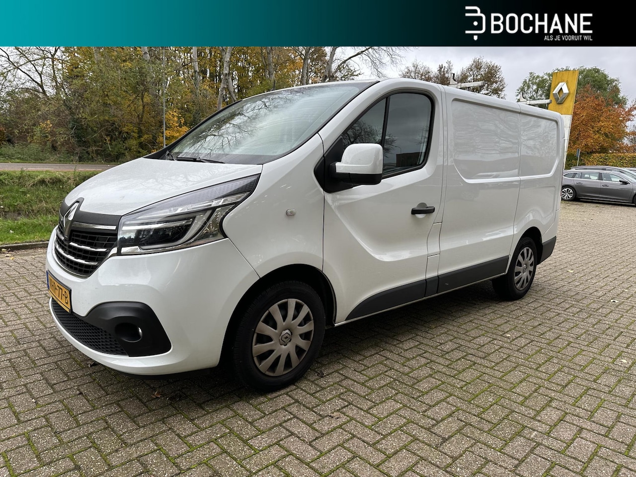 Renault Trafic - 2.0 dCi 120 T27 L1H1 Work Edition | Trekhaak | Bedrijfswageninrichting | Navi | Airco | Cr - AutoWereld.nl