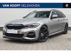 BMW 3-serie Touring - 318i Executive M Sport Automaat / Trekhaak / Sportstoelen / LED / M Sportonderstel / Live