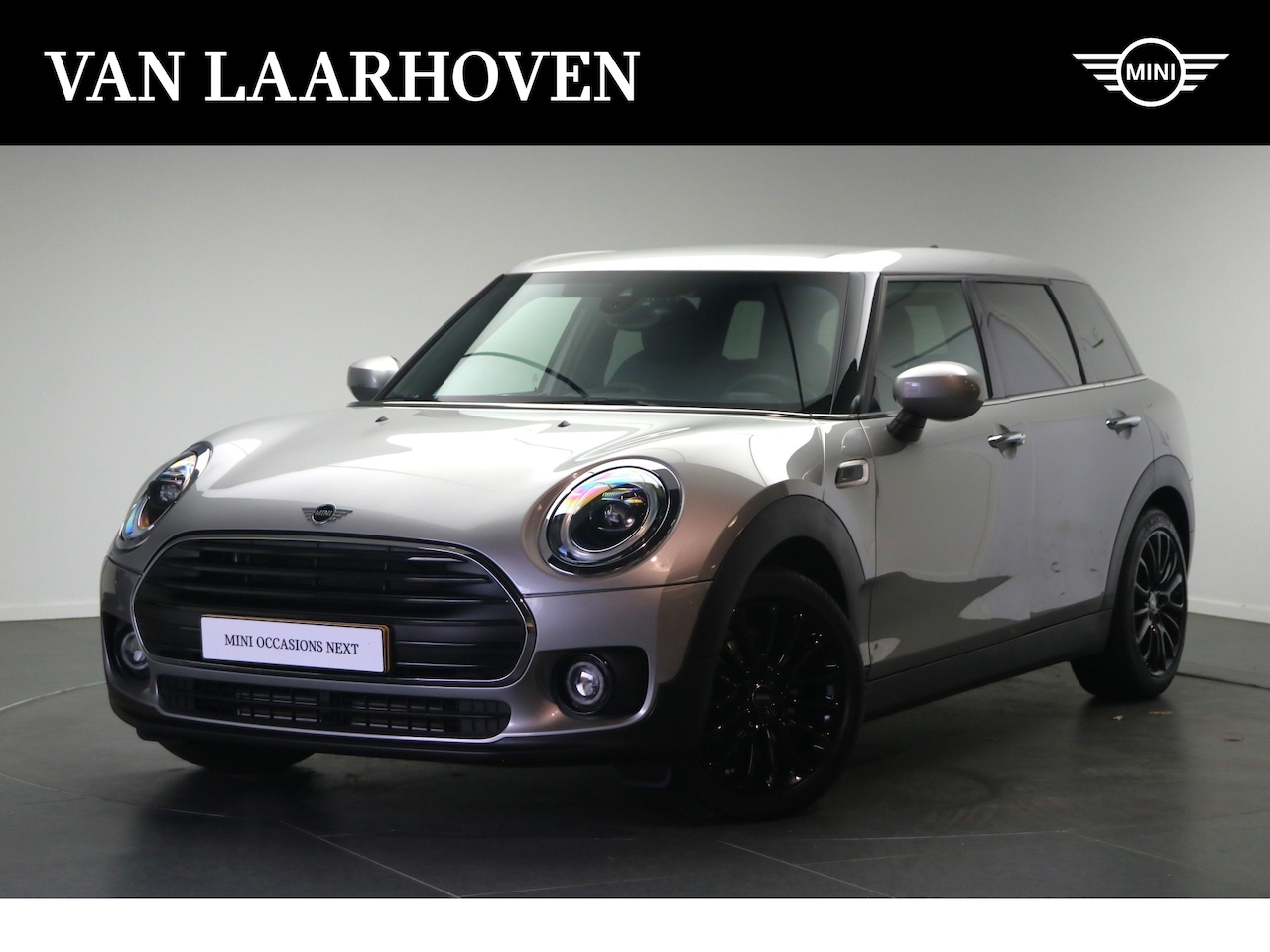 MINI Clubman - Cooper Classic Automaat / Achteruitrijcamera / Stoelverwarming / LED / Cruise Control / PD - AutoWereld.nl